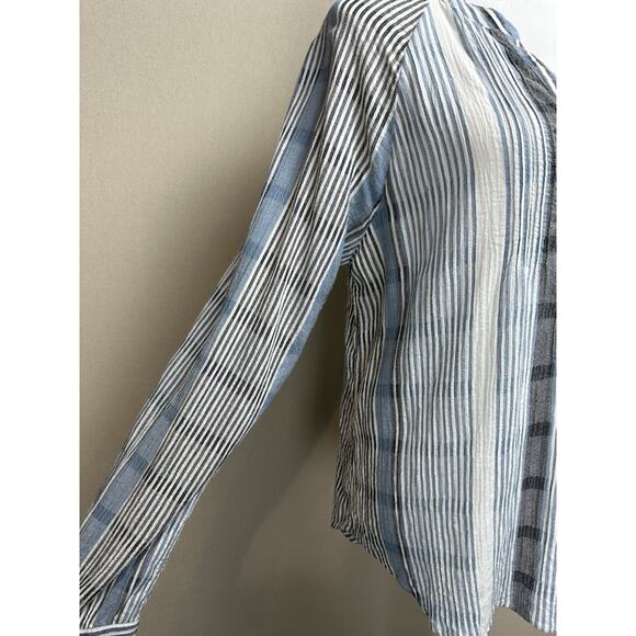 Women's Large Lucky Brand Blue Striped Long Sleeve Blouse Top V-Neck Casual - Picture 3 of 15
